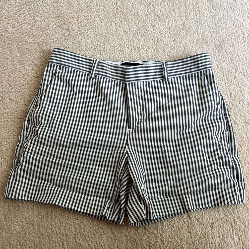Banana Republic Black and White Striped Women's Shorts